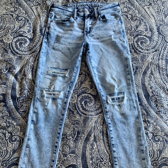 Jeans - Picture 1 of 3